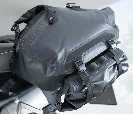 MOVE AHEAD
WP Pannier 20+20L